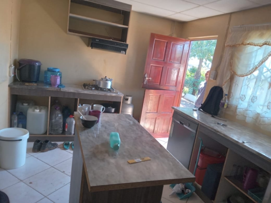 2 Bedroom Property for Sale in Caleb Motsoabi Free State